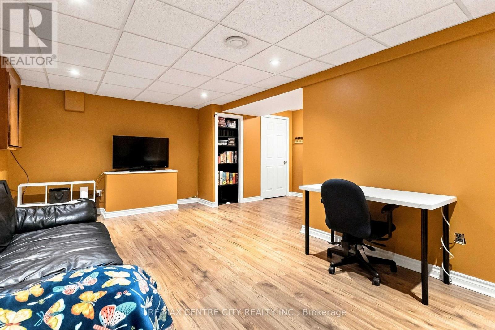 26 OLDEWOOD CRESCENT - Image 39