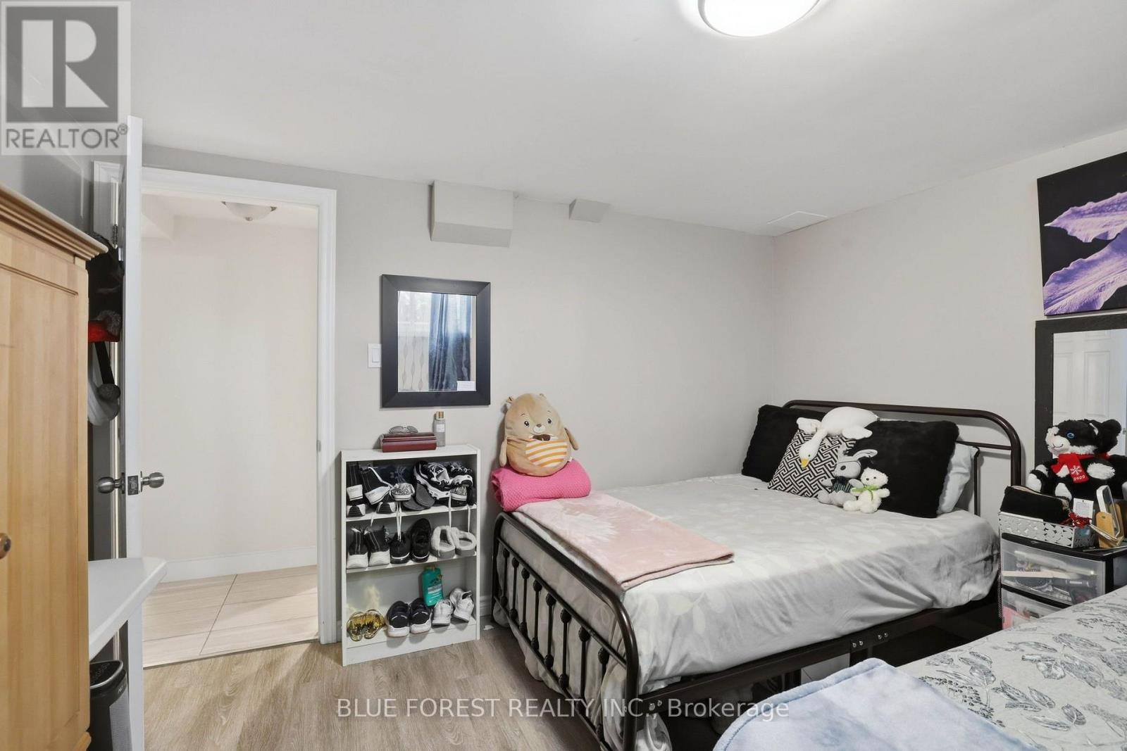 11 HILLSBOROUGH ROAD - Image 19