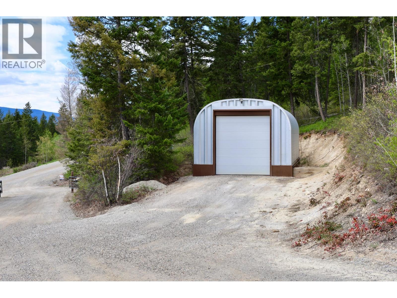 4905 Castledale View Estates Road - Image 50