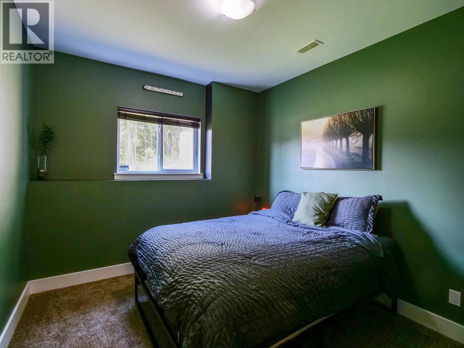2060 HENDRY ROAD - 25