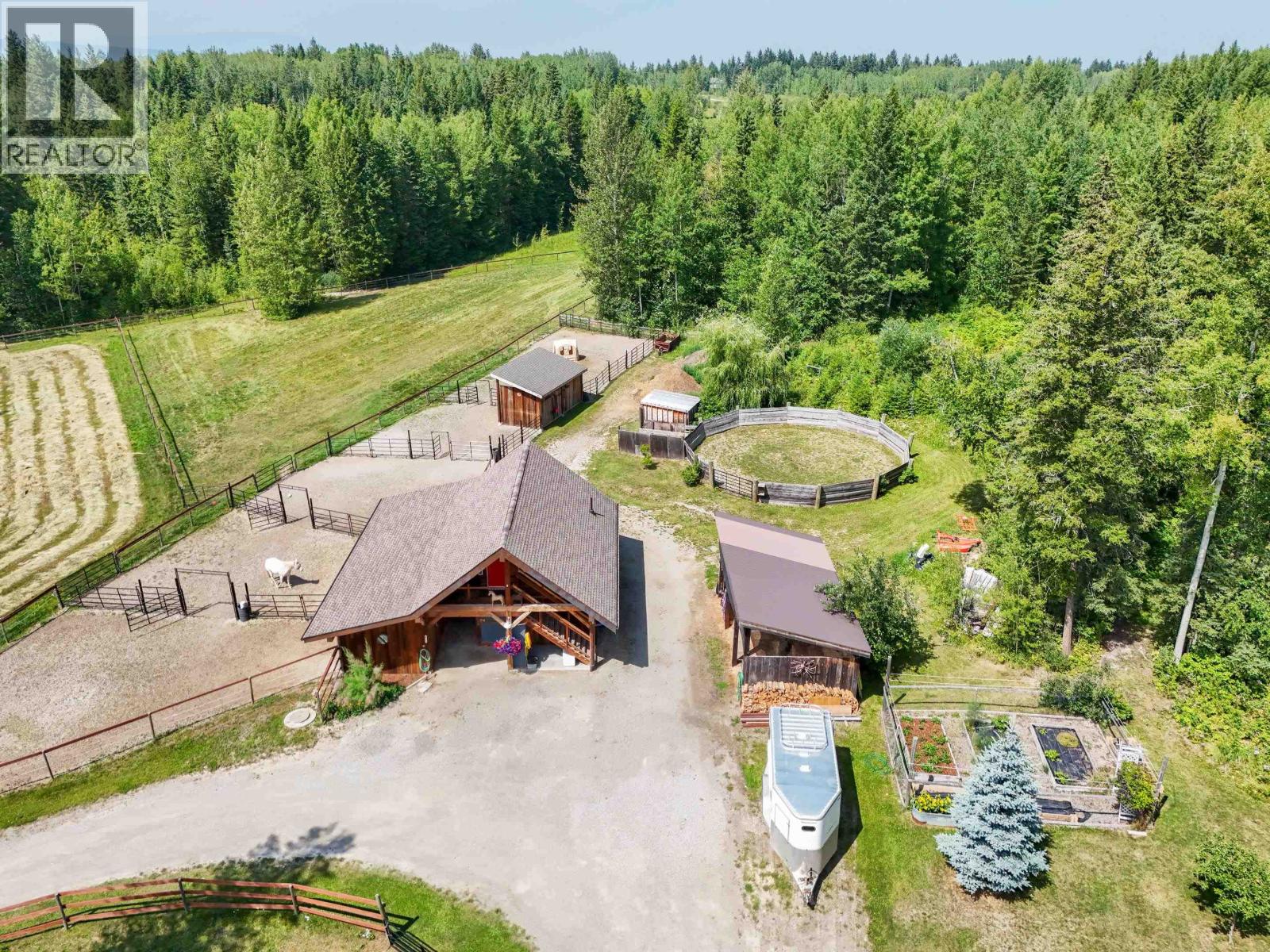 2060 HENDRY ROAD - 3