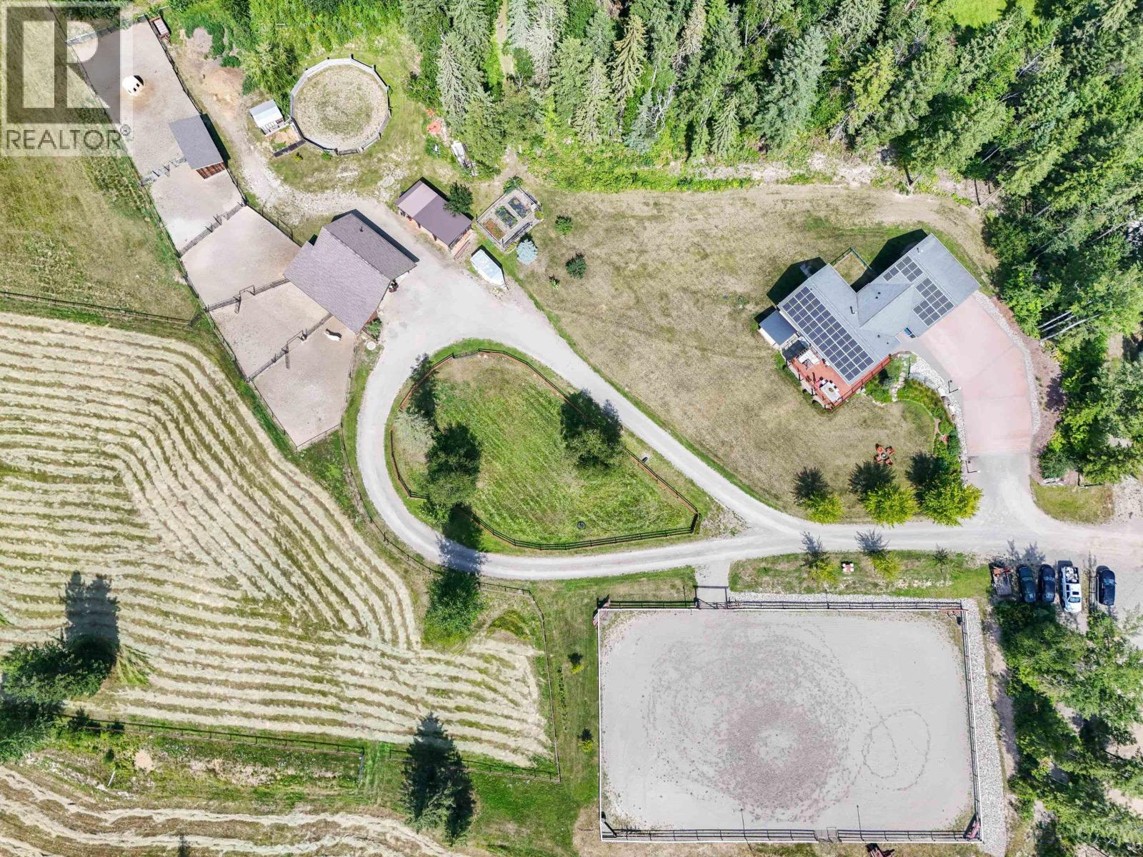 2060 HENDRY ROAD - 37