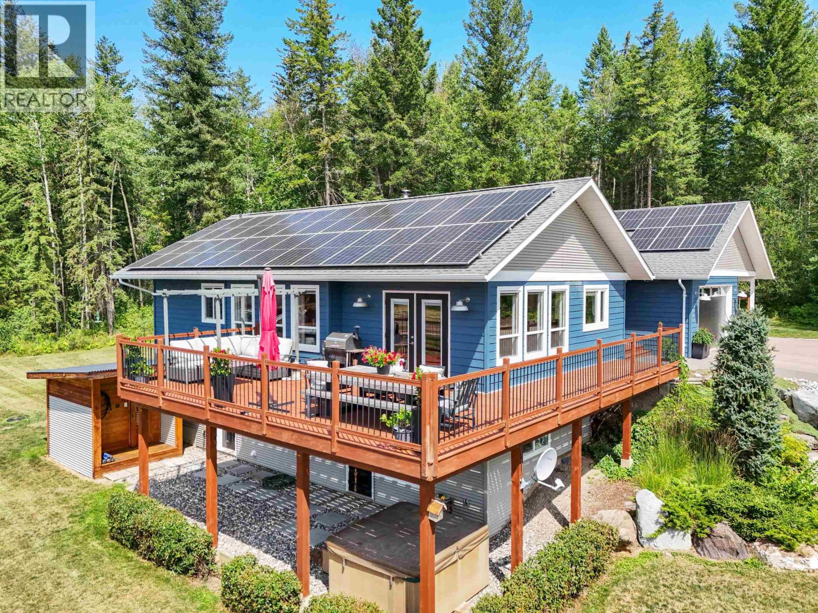 2060 HENDRY ROAD - 6