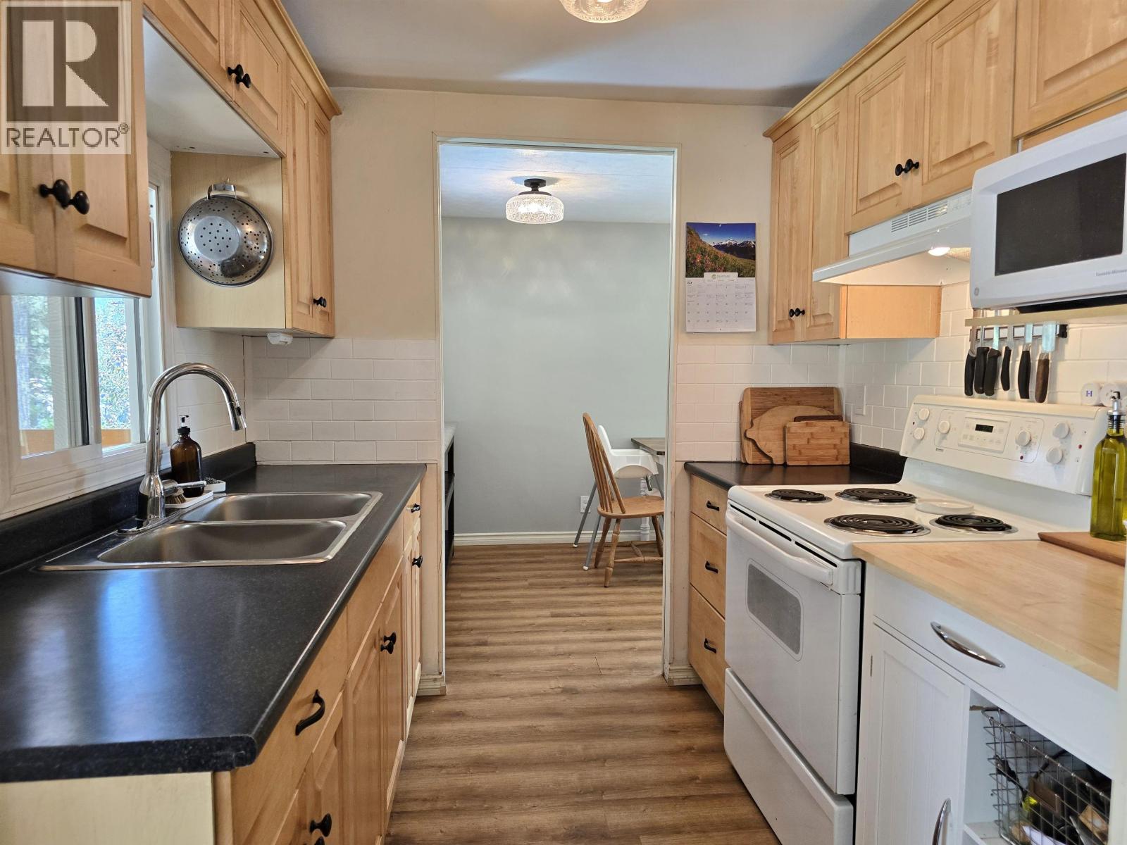 2435 SANDBERG ROAD - 14