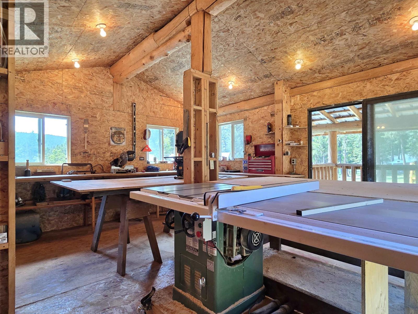 2435 SANDBERG ROAD - 23