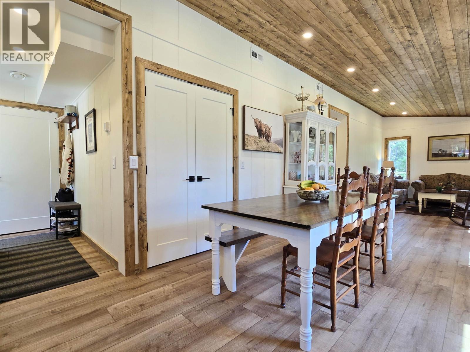 2435 SANDBERG ROAD - 27