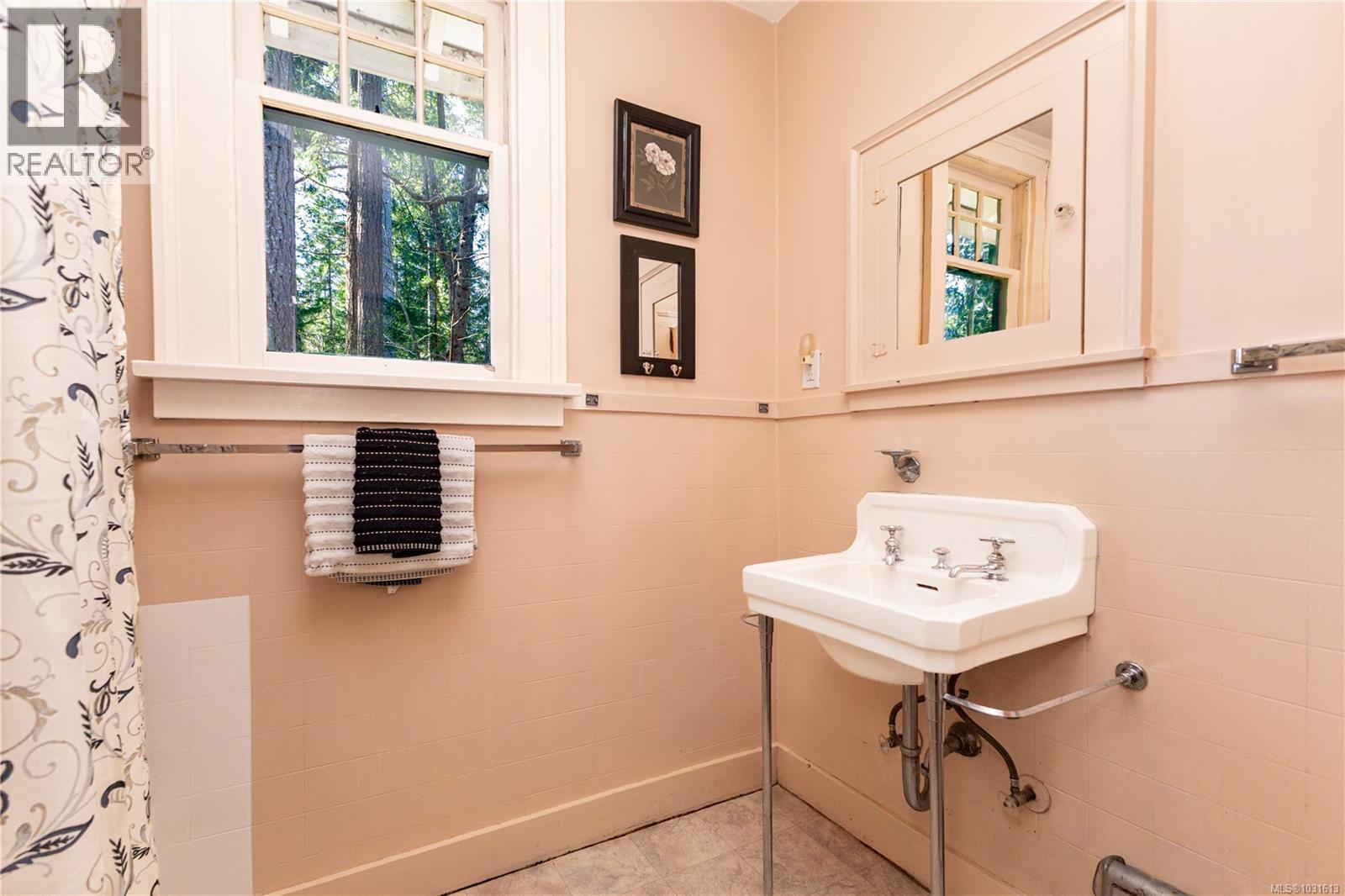 4115 Twigg Rd - 44