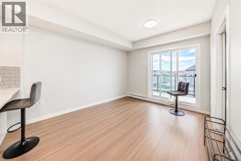 #1304 33 CARRINGHAM Gate NW - 13