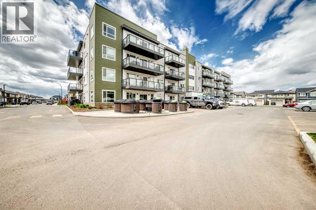 1304, 33 CARRINGHAM Gate NW, Carrington, Calgary photo 1