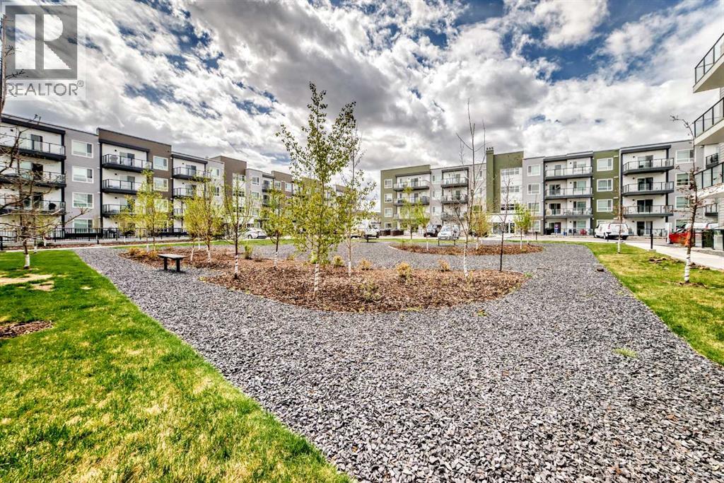 #1304 33 CARRINGHAM Gate NW - 29