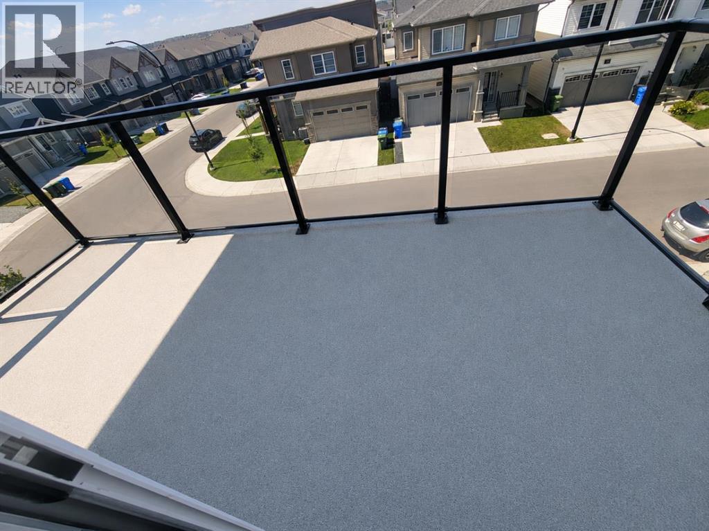 #1304 33 CARRINGHAM Gate NW - Image 22