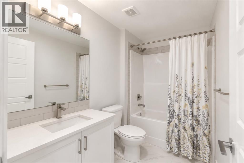 #1304 33 CARRINGHAM Gate NW - 20