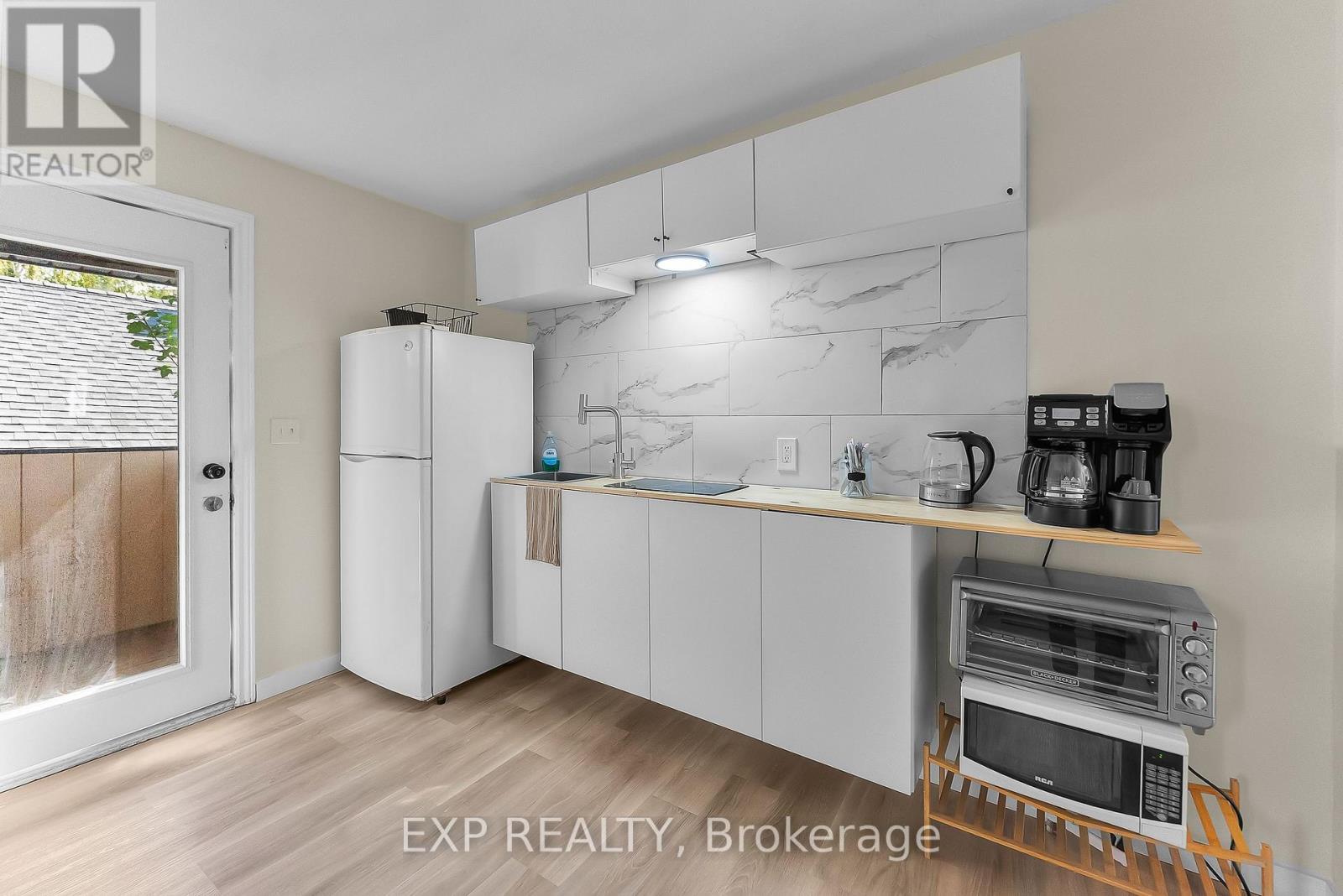 60 MARGERY ROAD - Image 20