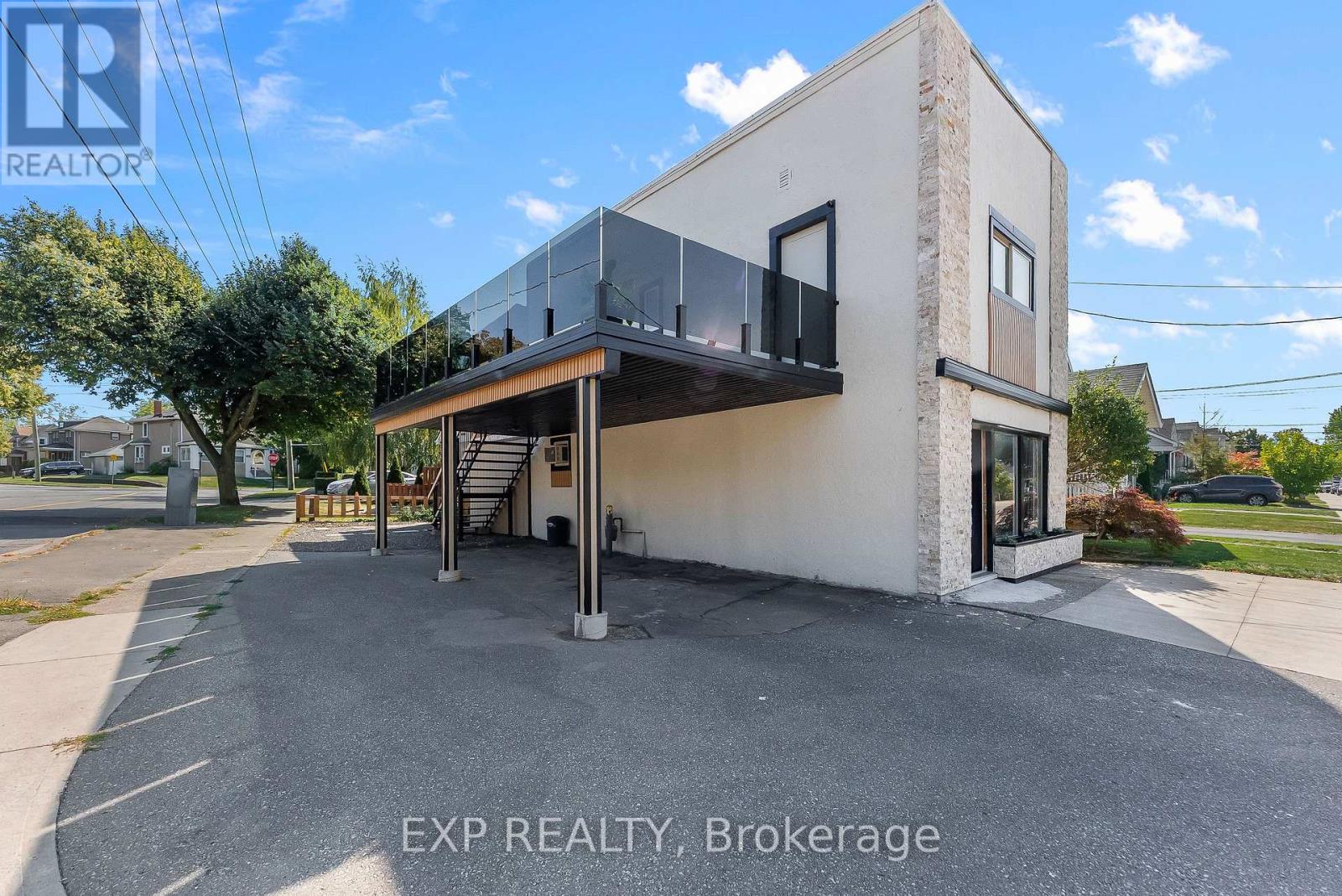 60 MARGERY ROAD - 27