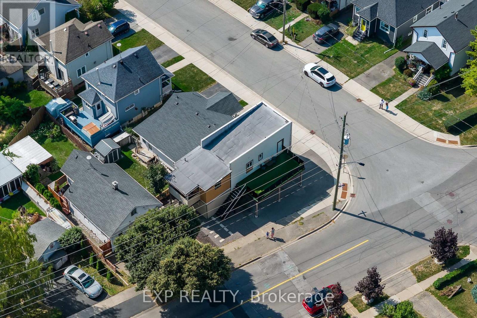 60 MARGERY ROAD - 30