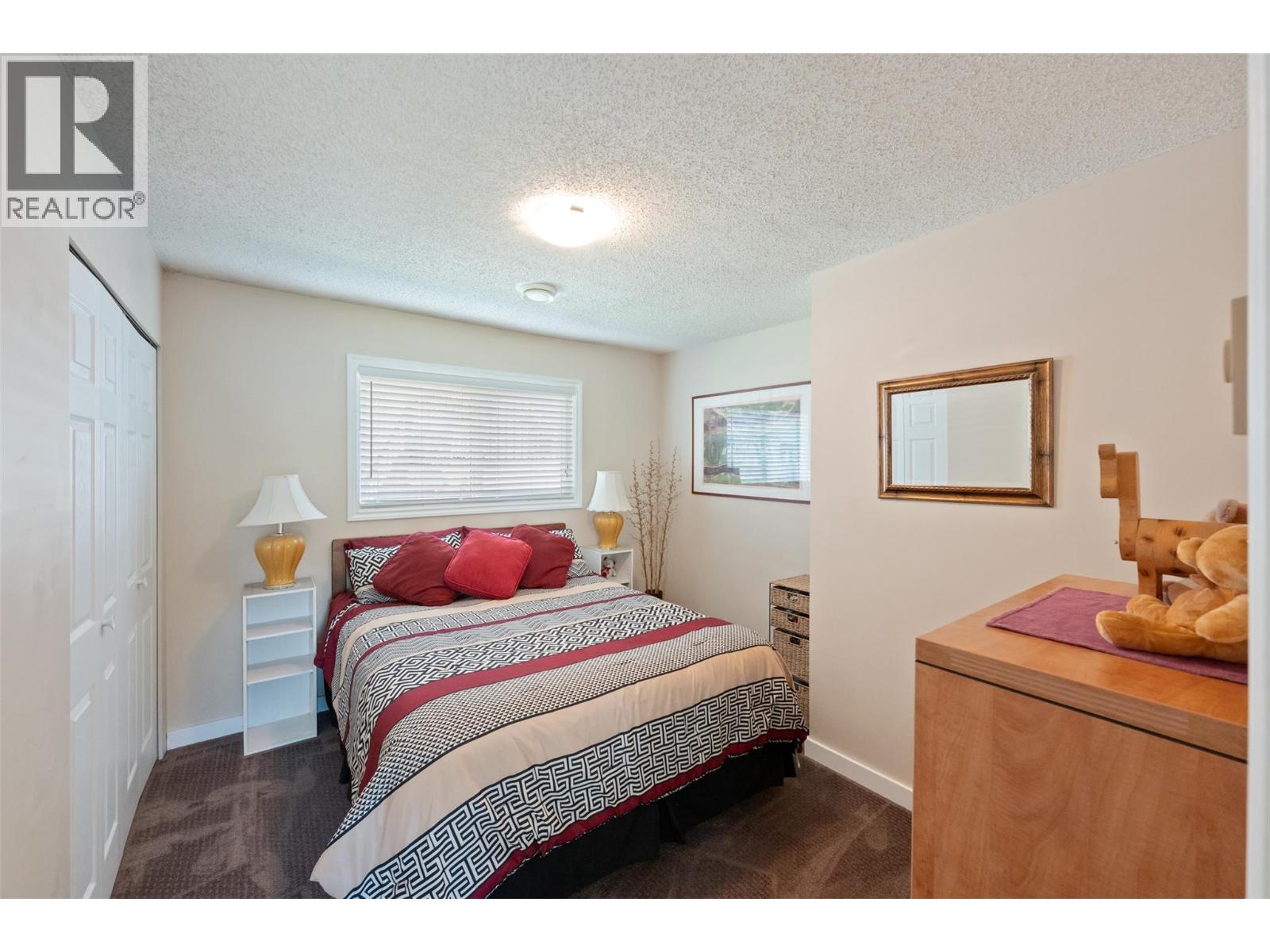465 Pineview Drive - 29