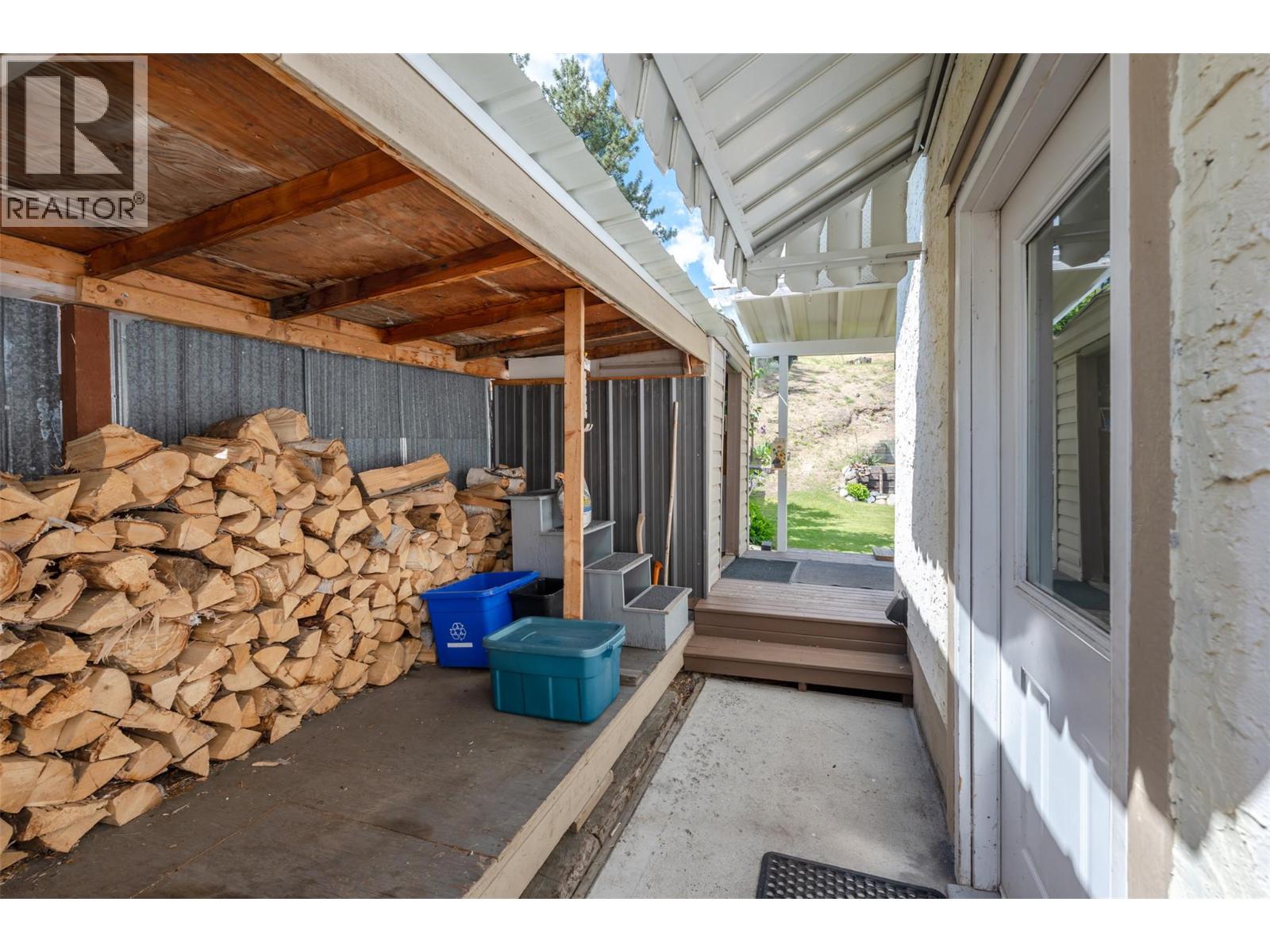465 Pineview Drive - 58