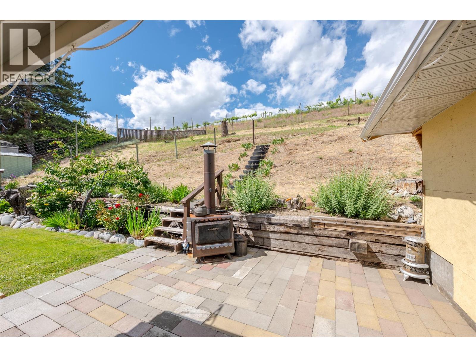 465 Pineview Drive - 43