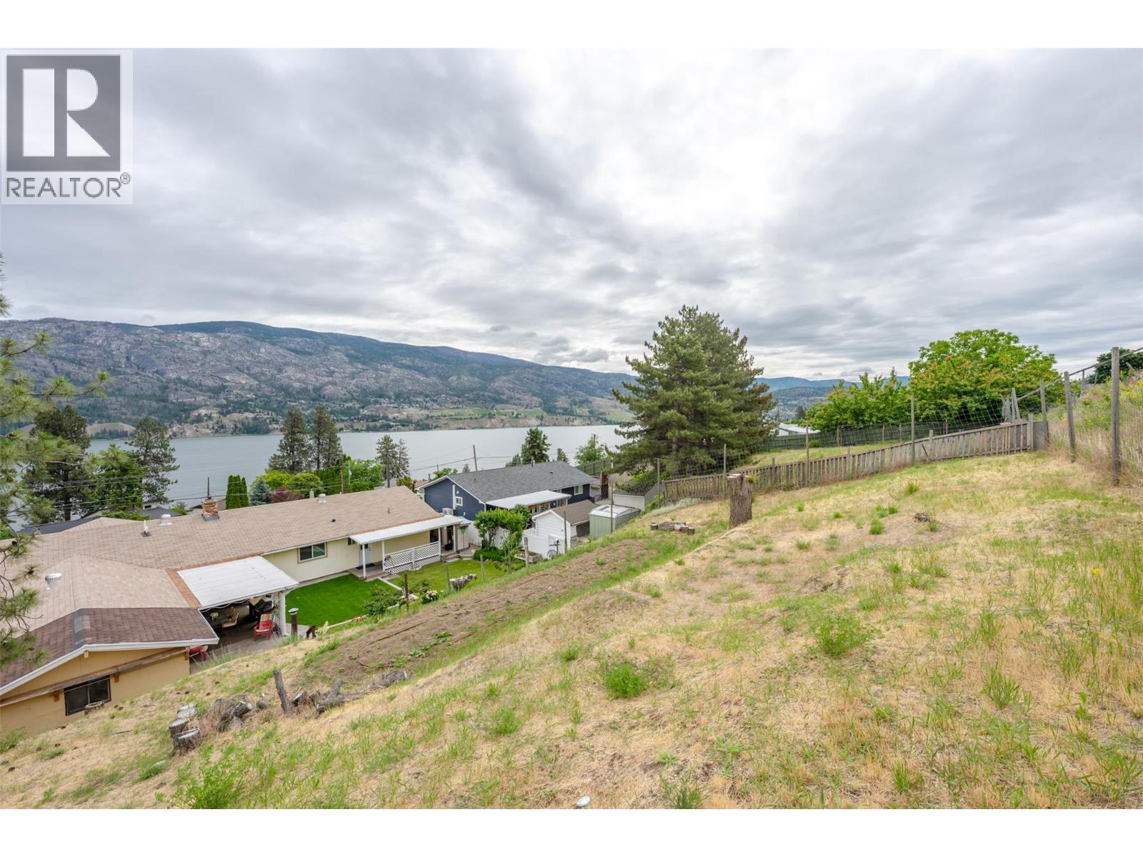 465 Pineview Drive - 53