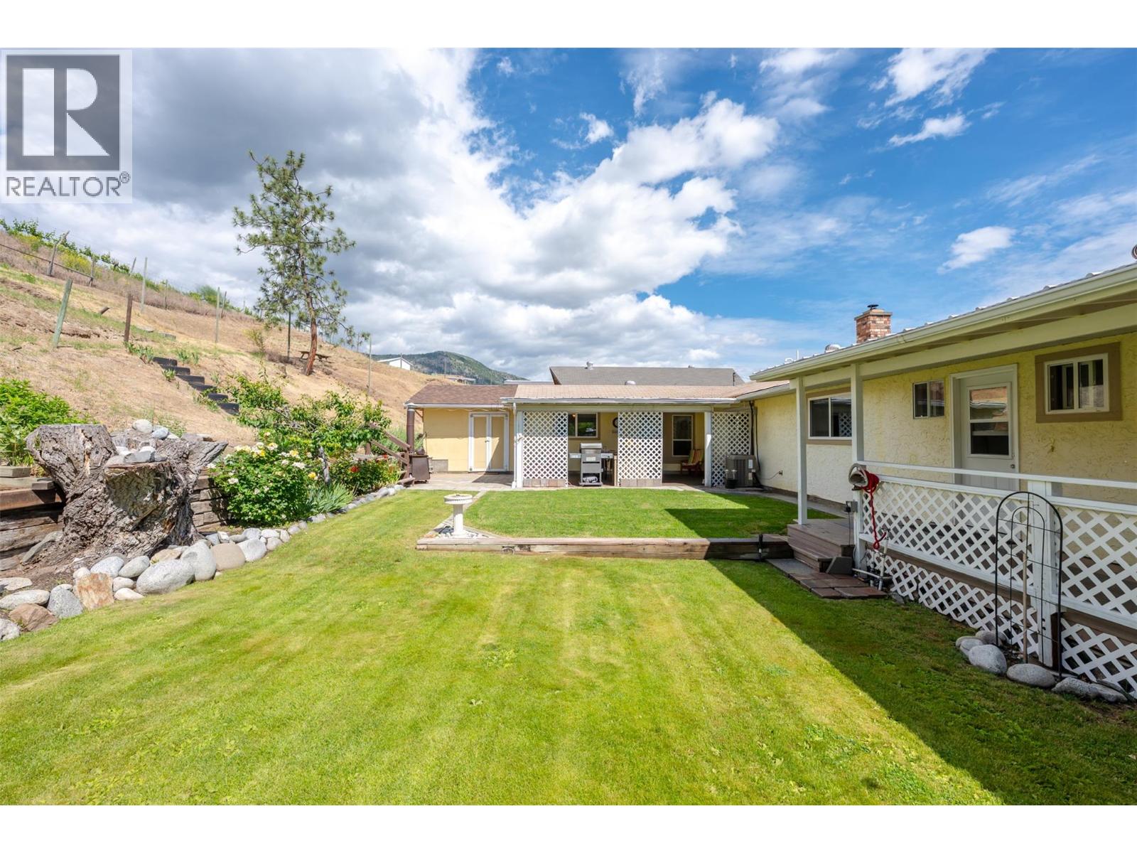 465 Pineview Drive - 48
