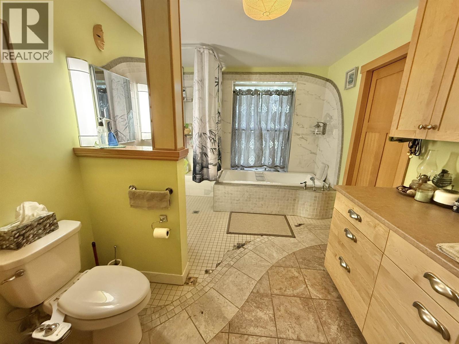 112 COREY ROAD - 18