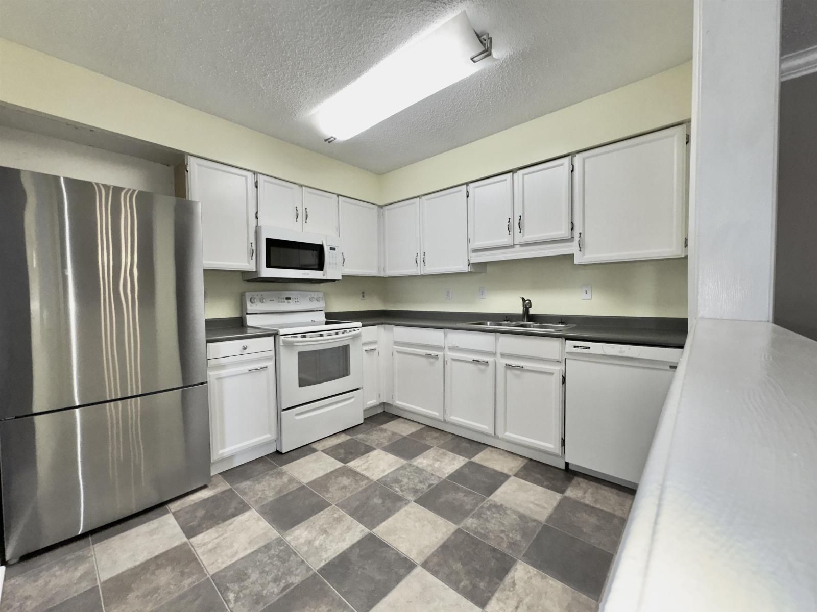 104 33490 COTTAGE LANE, Abbotsford