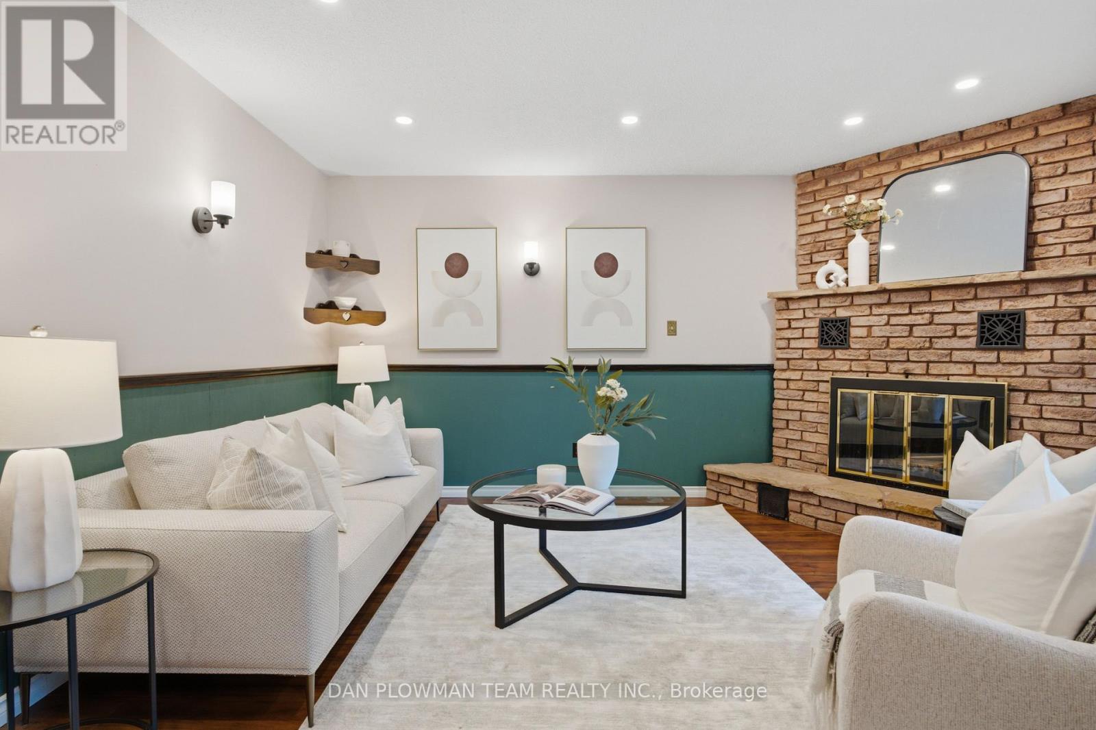 733 TARN COURT - 14