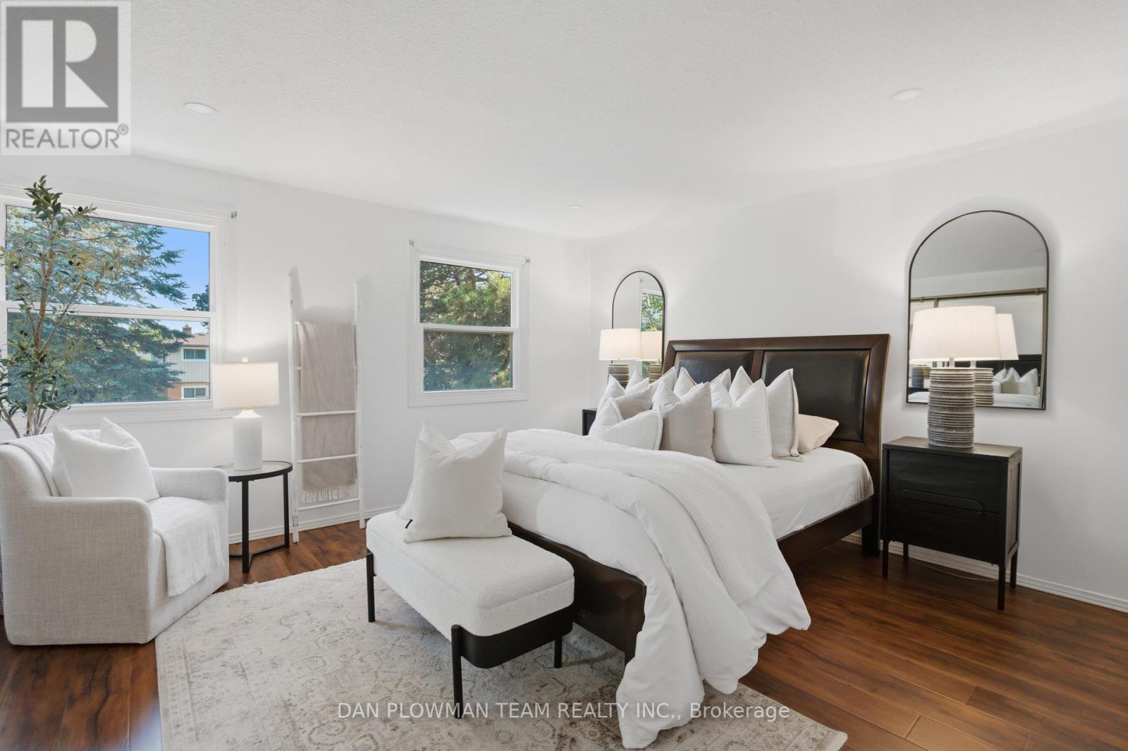 733 TARN COURT - 16