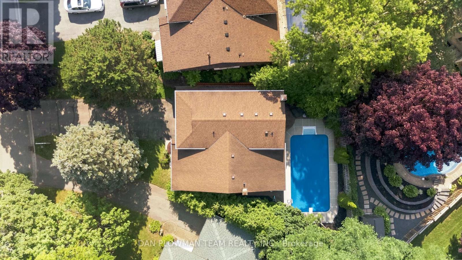 733 TARN COURT - 29