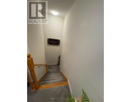 485 Beresford Path, Oshawa, ON L1H0B2 Photo 10