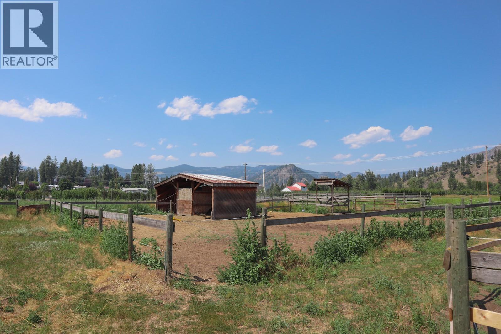6055 Darcy Road - 60