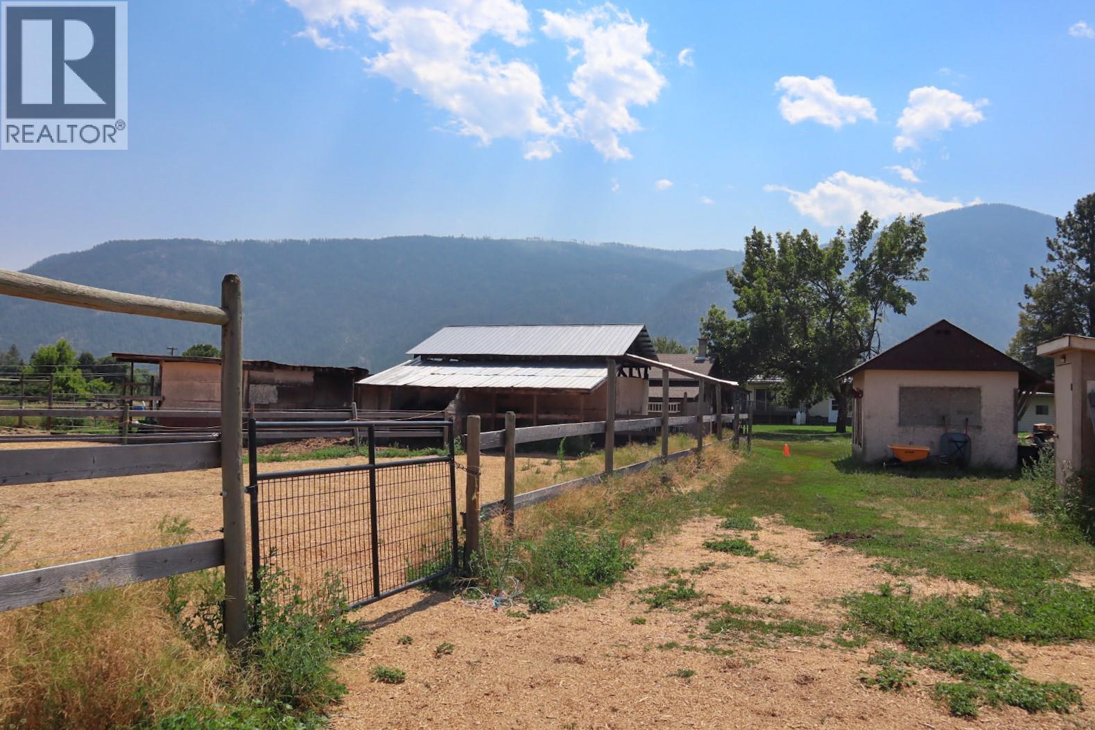 6055 Darcy Road - 61