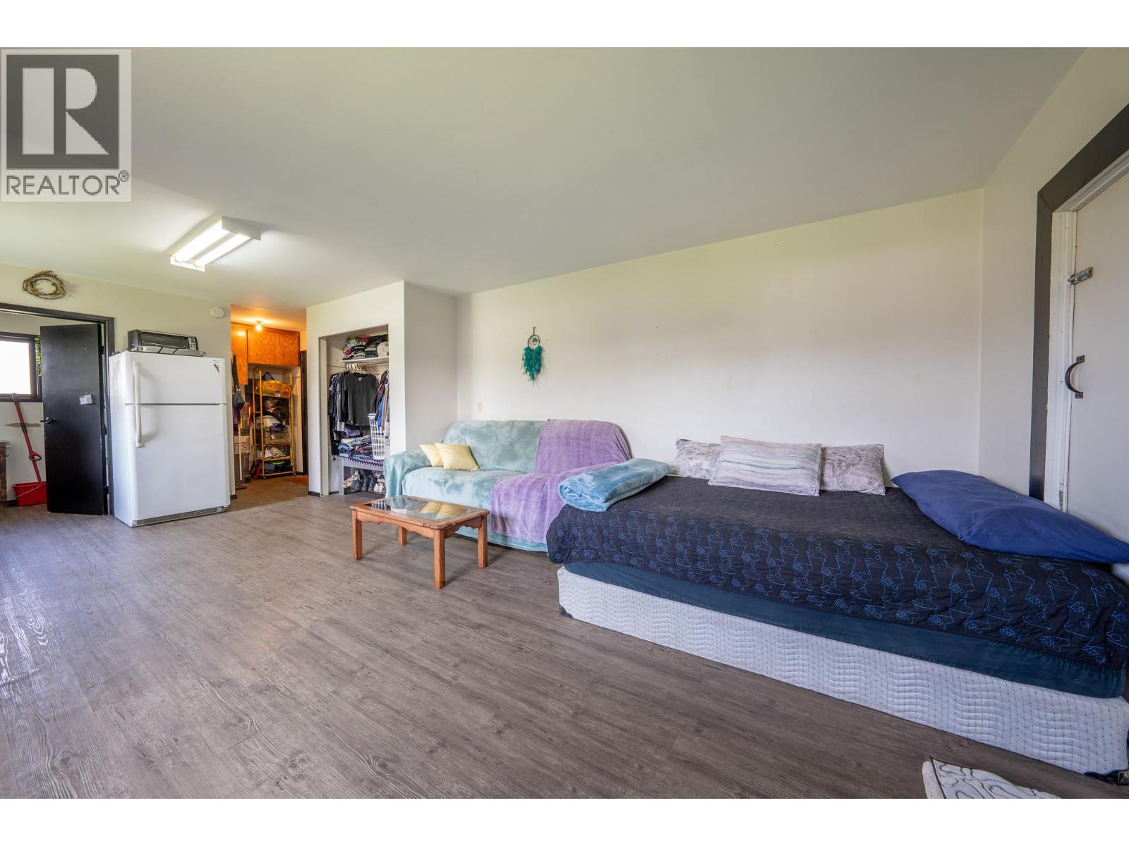 6055 Darcy Road - 57