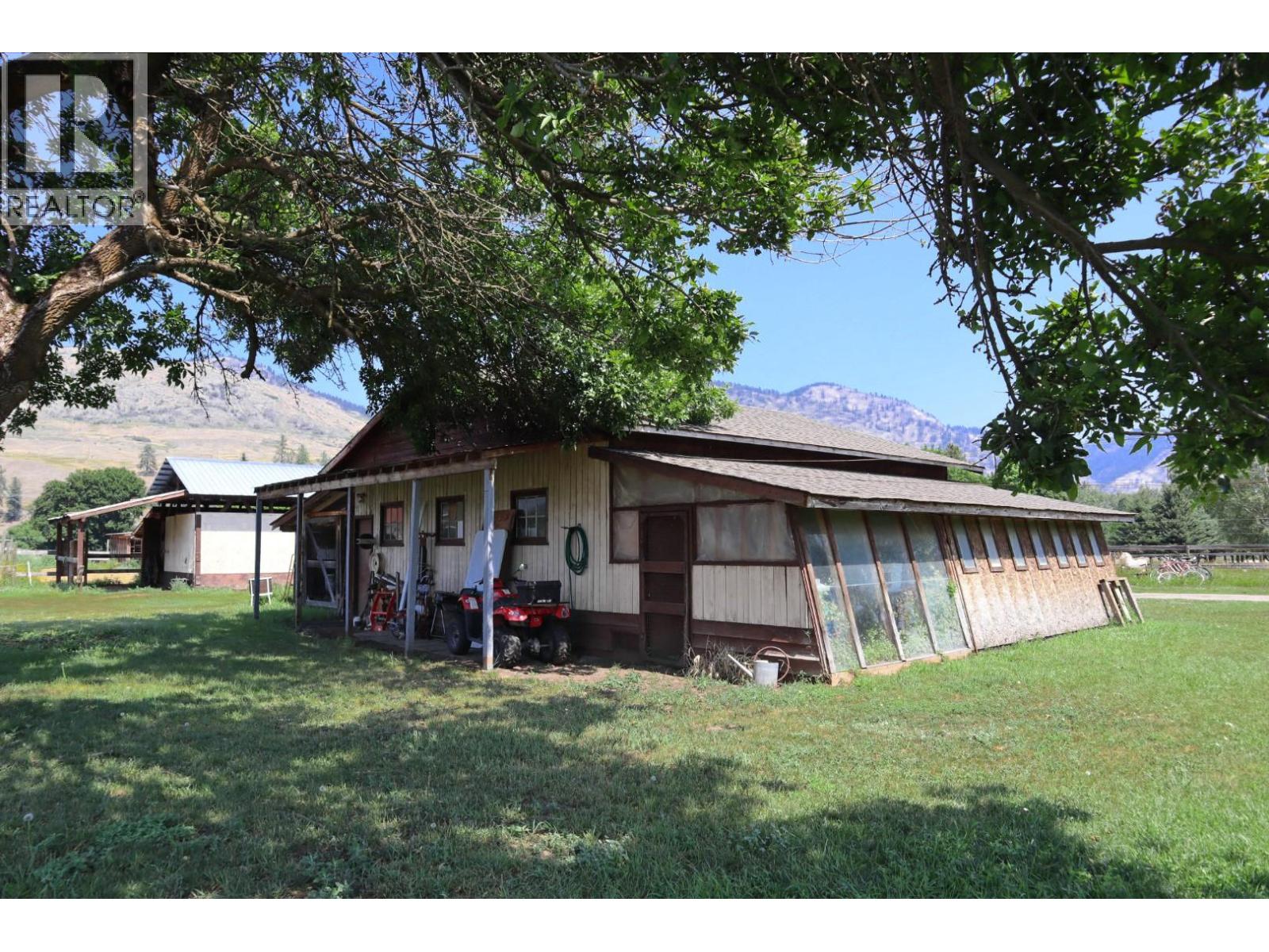 6055 Darcy Road - 7