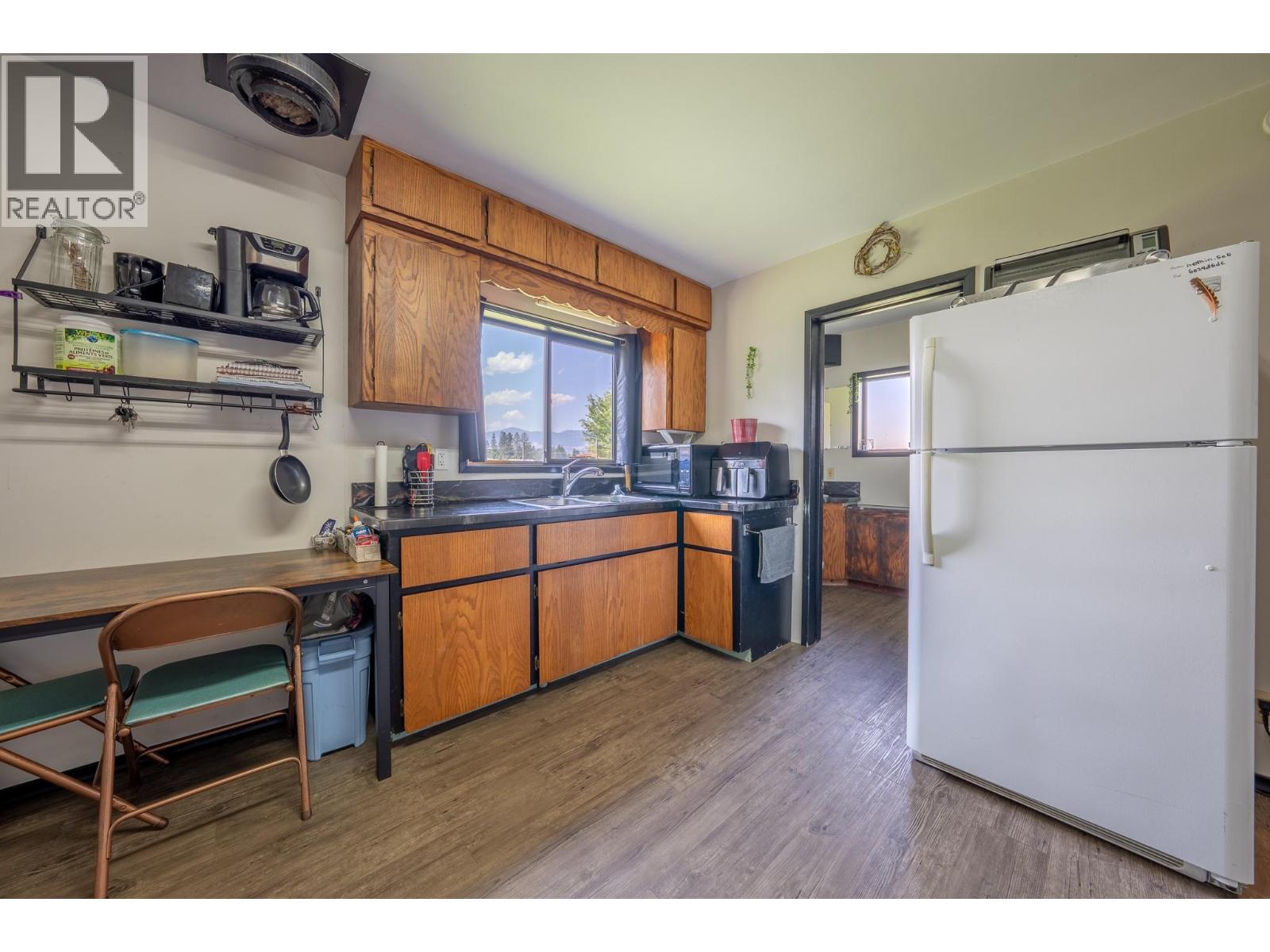 6055 Darcy Road - 54