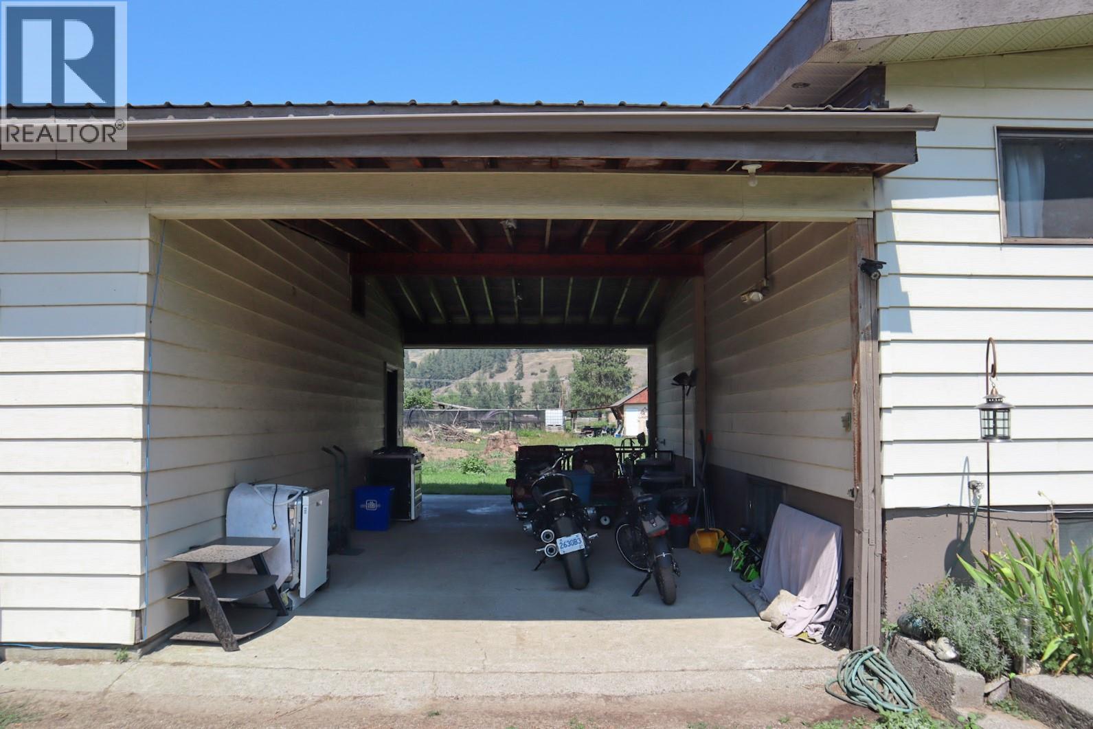 6055 Darcy Road - 85