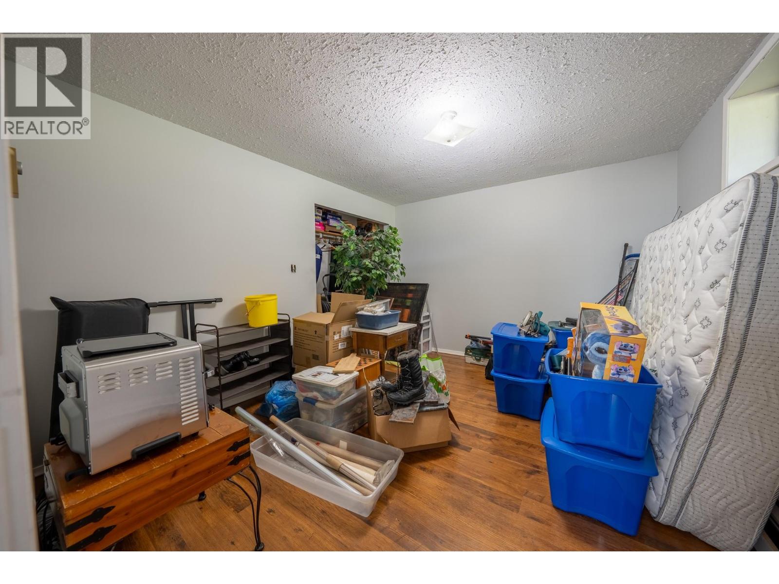 6055 Darcy Road - 44