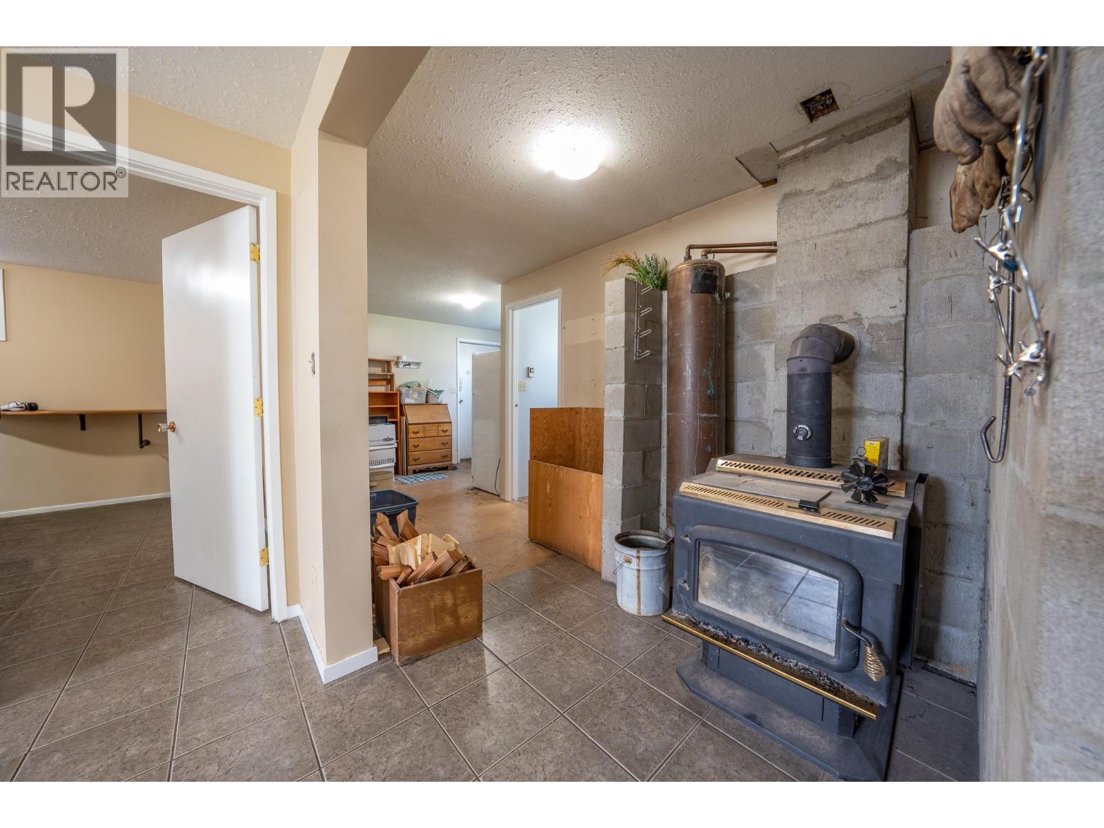 6055 Darcy Road - 47