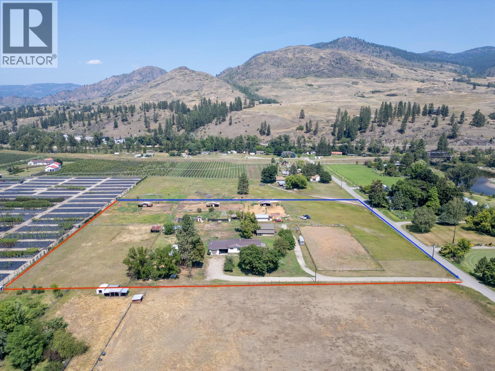 6055 Darcy Road - 9