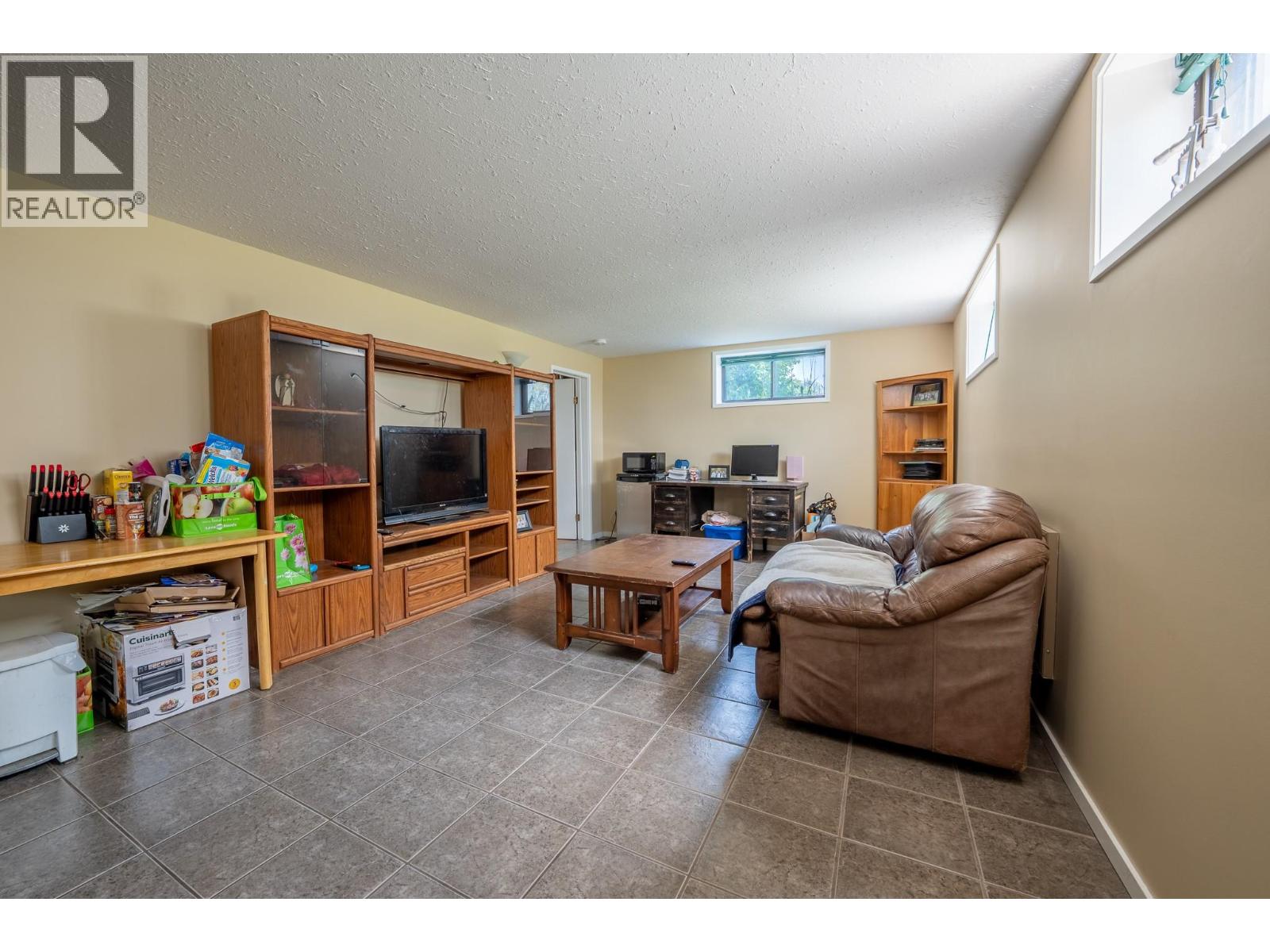 6055 Darcy Road - 42