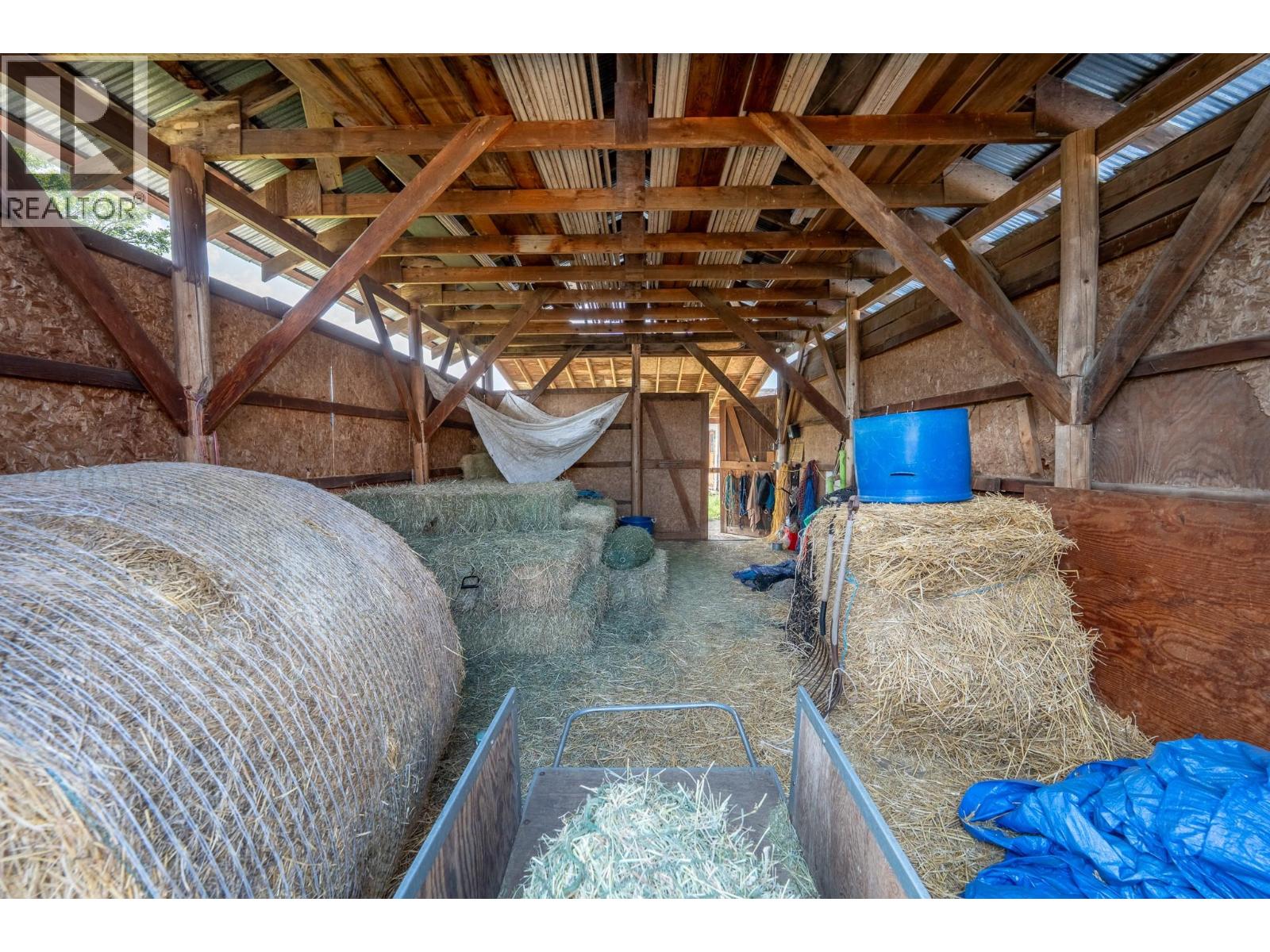 6055 Darcy Road - 76