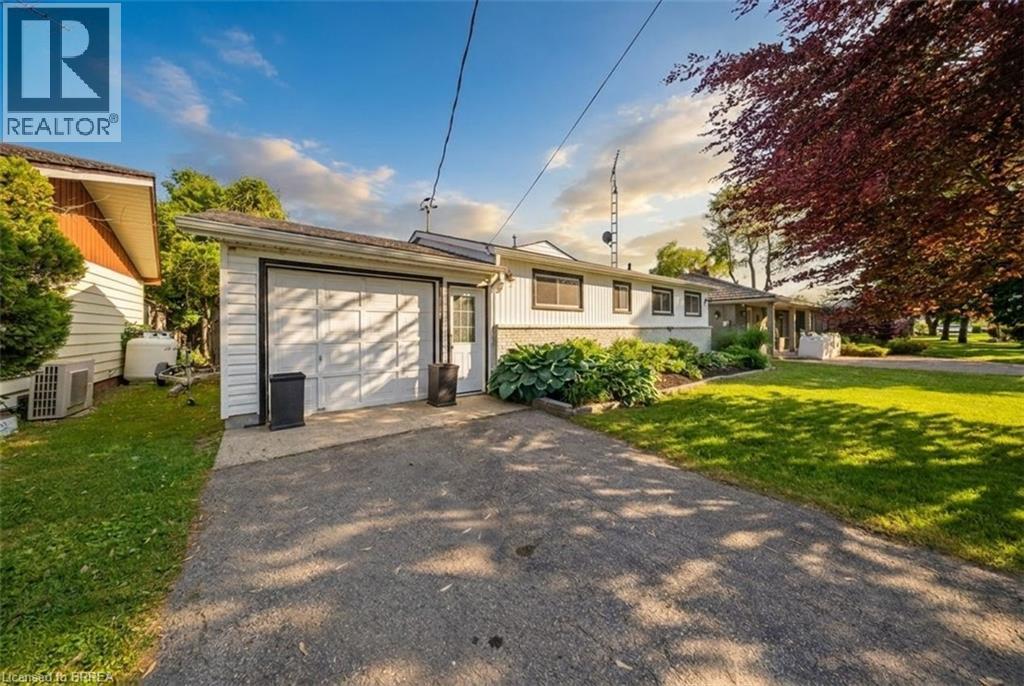 382 CEDAR Drive - 1