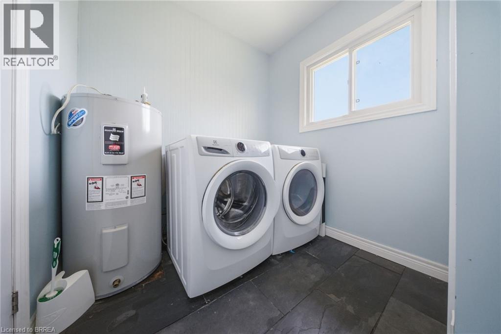 382 CEDAR Drive - 20