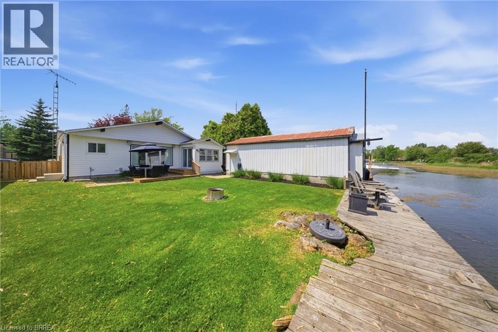 382 CEDAR Drive - 25