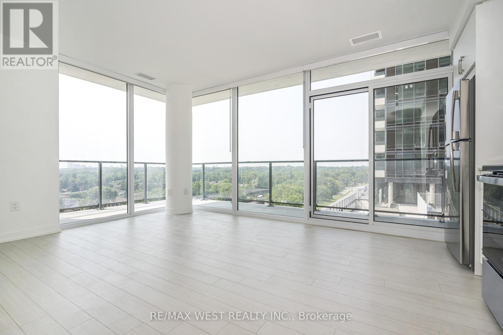 Photo of 4010 Eglinton Avenue