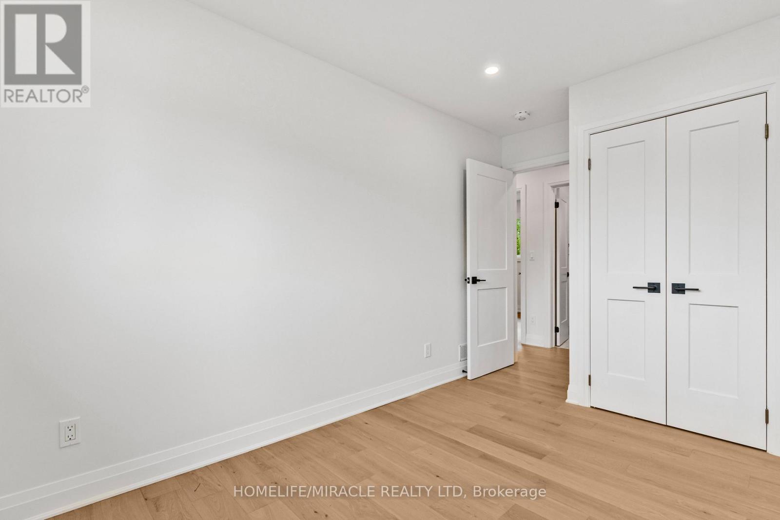 357 SIMON STREET - 11