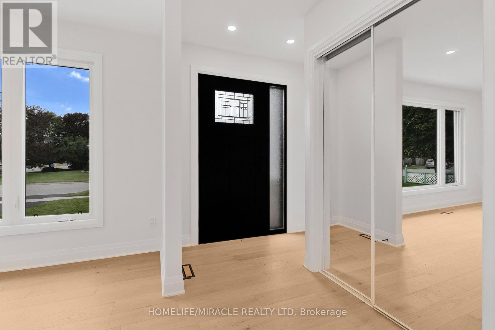 357 SIMON STREET - 7