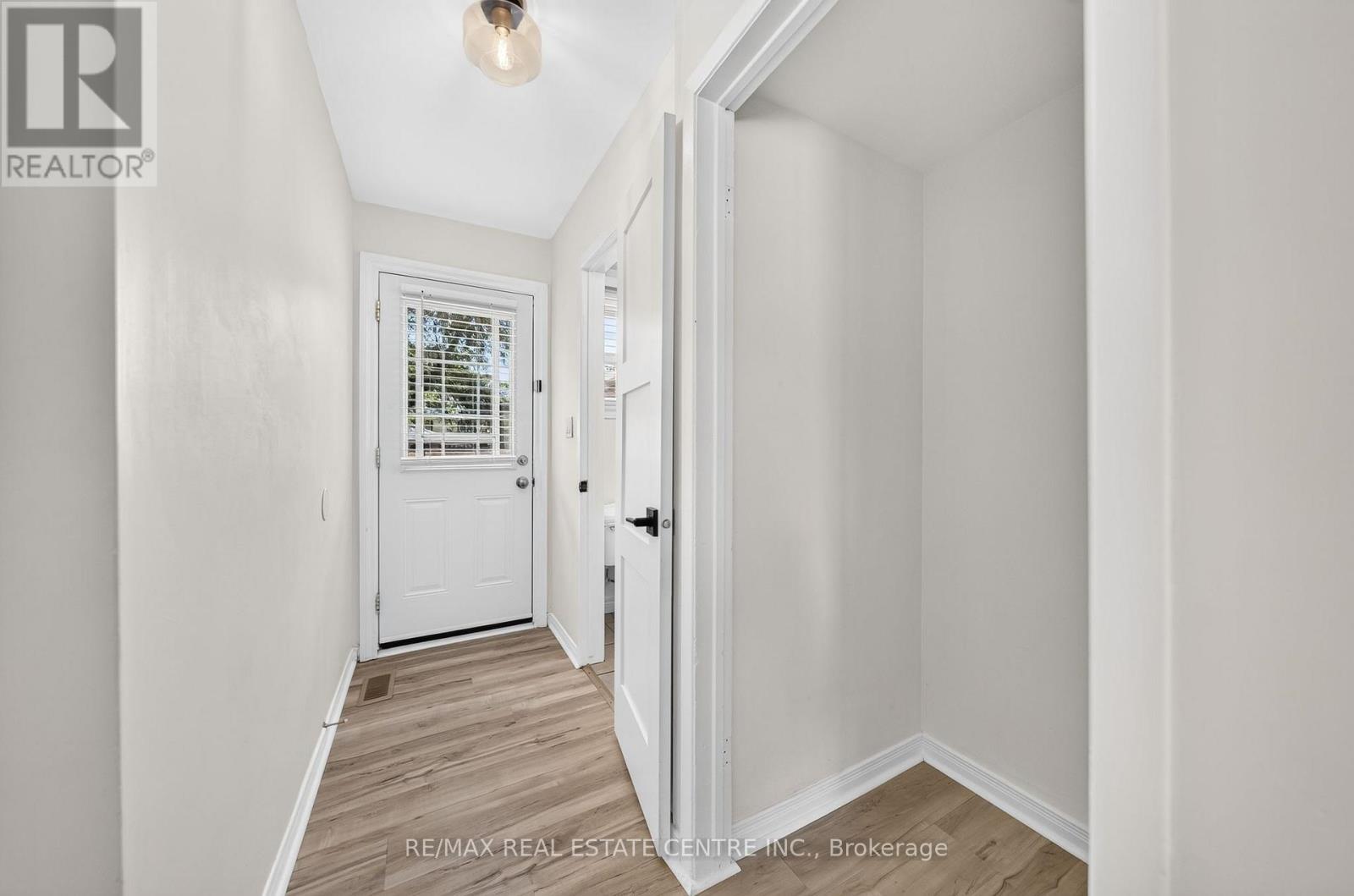 21 COACHWOOD ROAD - 14