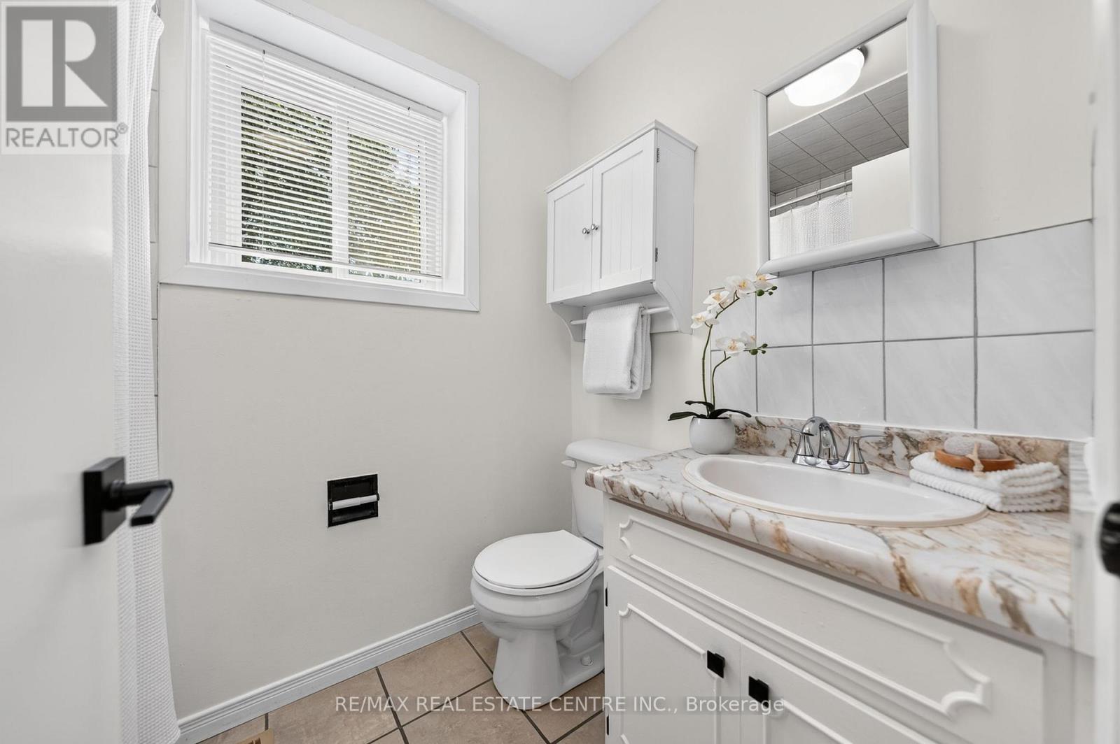 21 COACHWOOD ROAD - 25