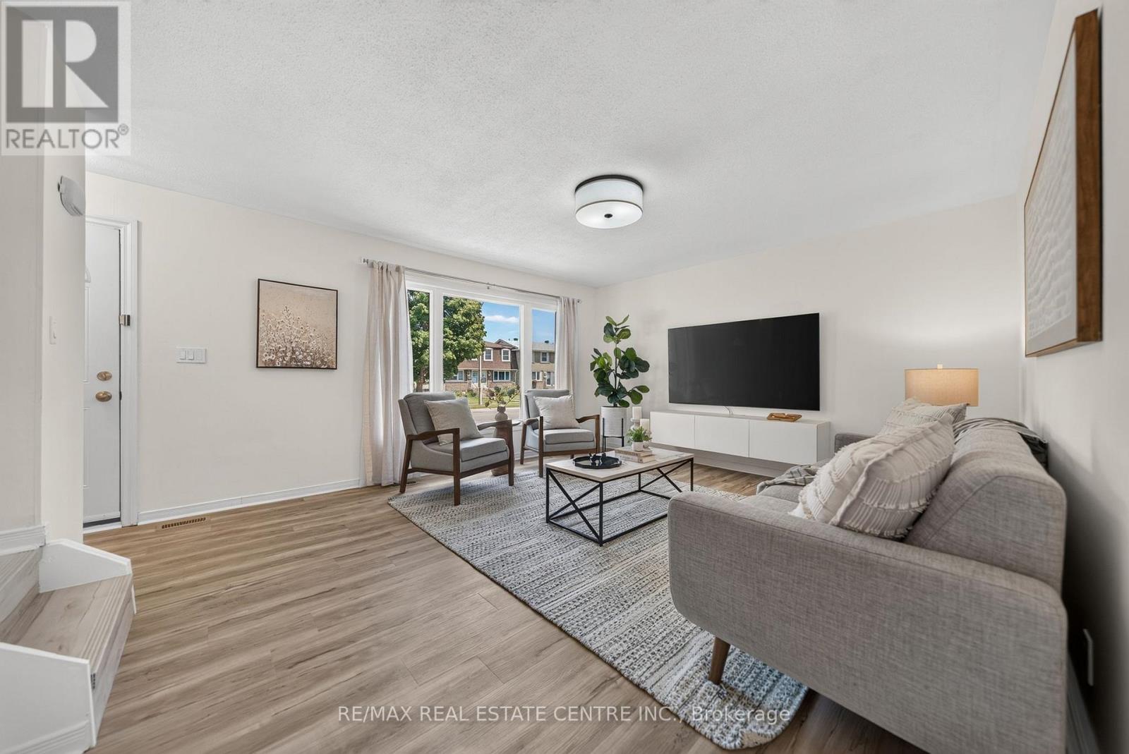 21 COACHWOOD ROAD - 4